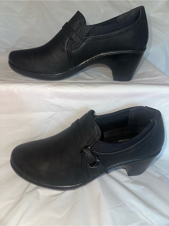 easy street Shoes - Women’s Black Slip-On Low Heel Shoes. Easy street comfort wave.